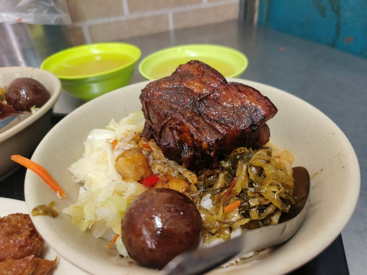 免費參觀|撫臺街洋樓|旁邊有人氣必吃的鄭記豬腳飯 - 第11張圖
