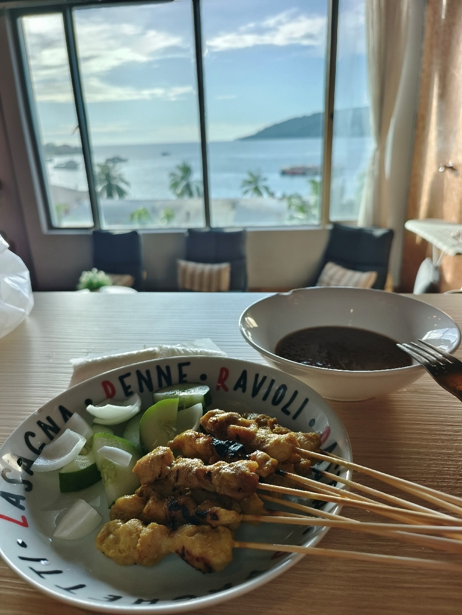 Top13 沙巴美食全攻略:亞庇餐廳/小吃/市集 - 第25張圖 Satay Jawi 沙爹